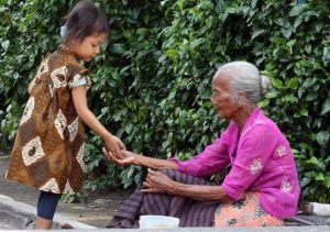 Malulah kita pada si kecil. Hakikat jauhari yang mengenal Manikam, hanya si miskin yang tahu erti kesusahan, hanya si fakir yang tahu erti kesedaran. Hanya Marhaen yang ingin menghulur bantuan.