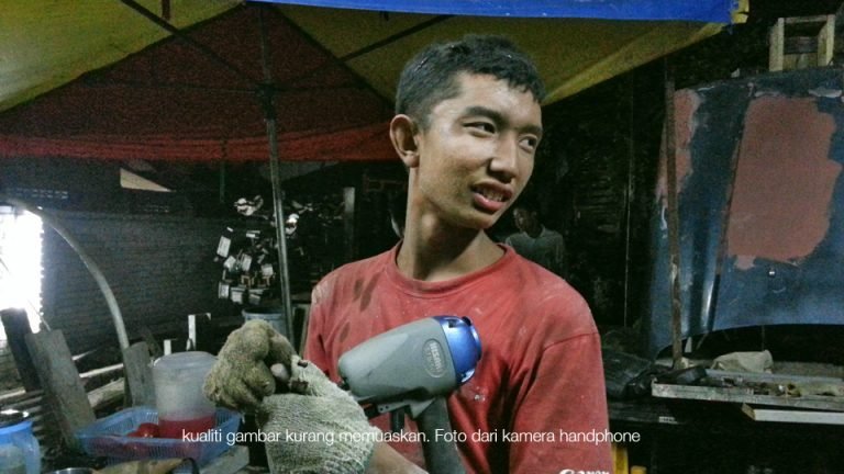 Syafaat & Afiq - Mahasiswa Prihatin dari Buruh Kasar Tanpa ...